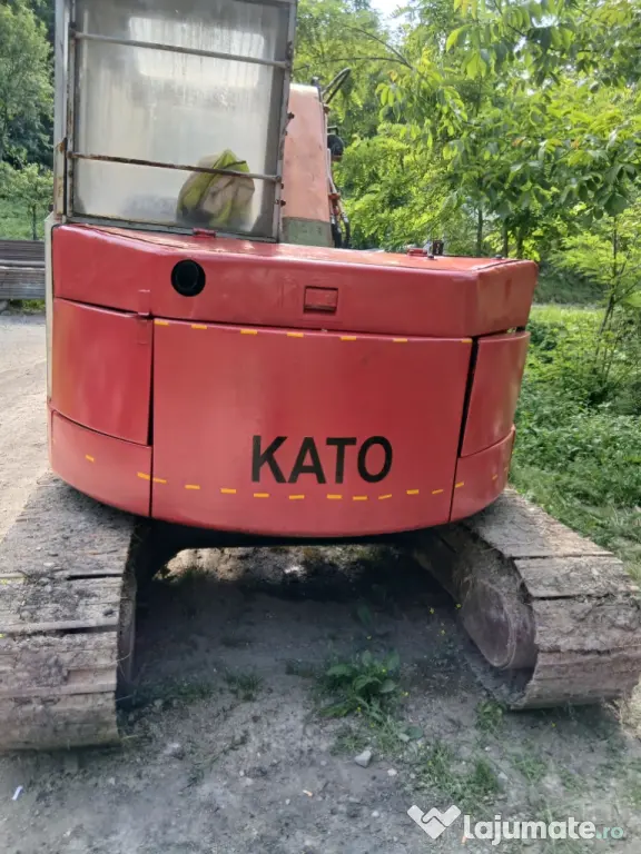 escavator kato 5 tone