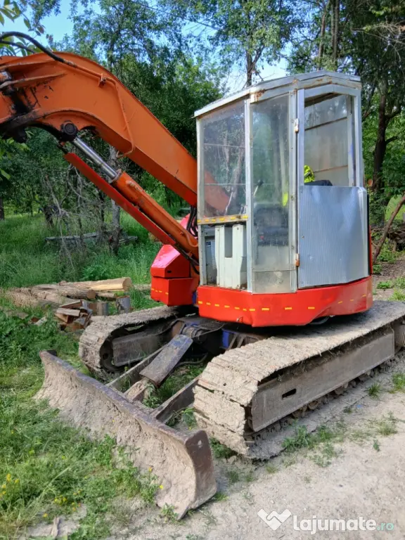 escavator kato 5 tone