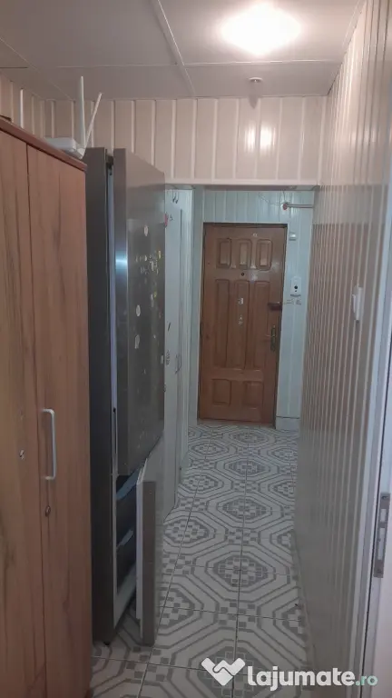 Apartament cu 3 camere central
