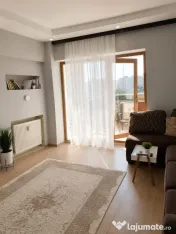 APARTAMENT 3 CAMERE//SCOALA 14//ZONA PARC MIHAI VITEAZUL 