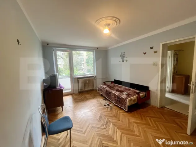 Apartament de vanzare, 2 camere, zona Rogerius - Oradea (Bihor)
