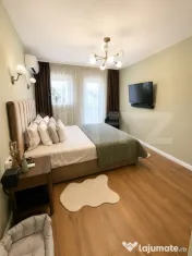 Apartament 3 camere lux, 76 mp, 2 băi, terasă și parcare 