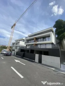 Casa tip vila duplex de vanzare - zona Europa, Cluj