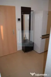DE ÎNCHIRIAT APARTAMENT 2 CAMERE Avantgarden Coresi 