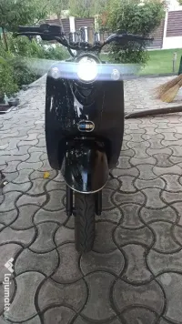 Vând scuter electric e-retro star 