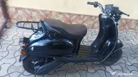 Vând scuter electric e-retro star