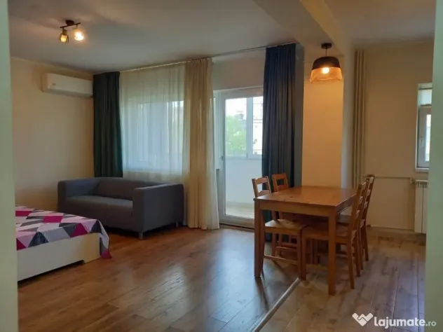 Decebal voronet etaj 3 - Bucuresti (Bucuresti-Ilfov)