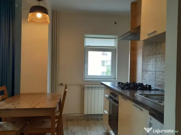 Decebal voronet etaj 3 - Bucuresti (Bucuresti-Ilfov)