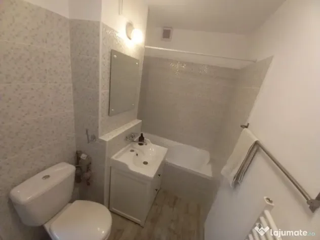 Decebal voronet etaj 3 - Bucuresti (Bucuresti-Ilfov)