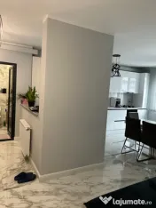 Apartament de vanzare semidecomandat ,2 camere 55mp , zona E