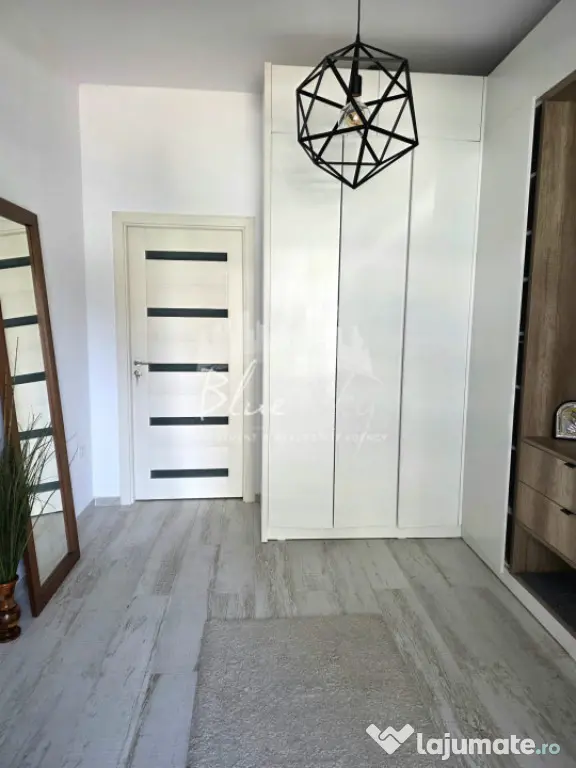 Apartament exclusivist în vilă | Vedere frontală la lac, - Mamaia Sat (Constanta)