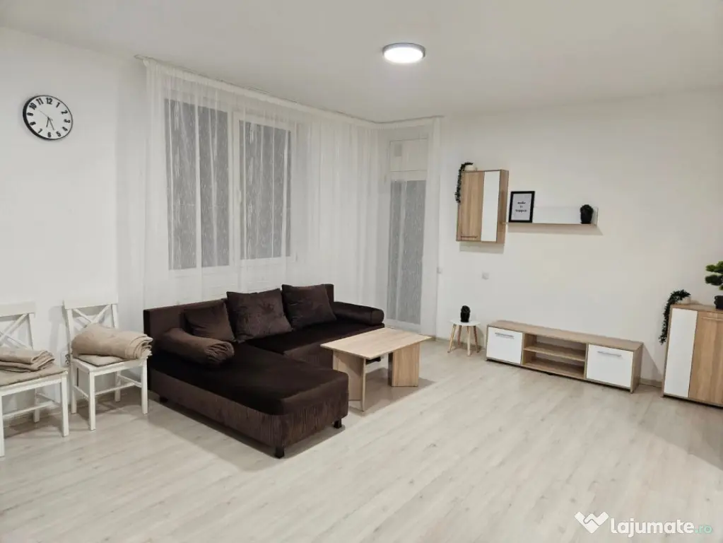 Apartament de vanzare , semidecomandat 57mp, zona Eroilor - Floresti (Cluj)
