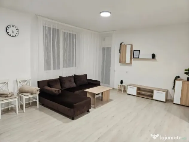 Apartament de vanzare , semidecomandat 57mp, zona Eroilor - Floresti (Cluj)