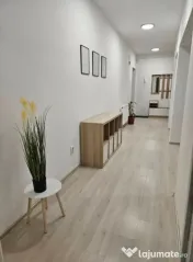 Apartament de vanzare , semidecomandat 57mp, zona Eroilor