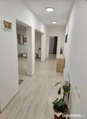 Apartament de vanzare , semidecomandat 57mp, zona Eroilor