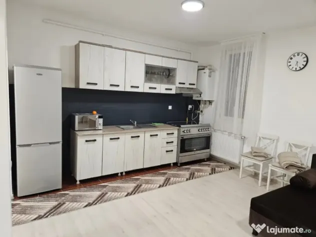 Apartament de vanzare , semidecomandat 57mp, zona Eroilor - Floresti (Cluj)