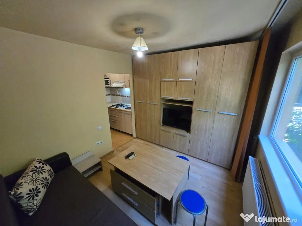 Garsoniera de inchiriat, de la proprietar