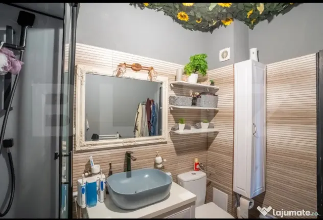 Apartament 3 camere 64 mp, parcare inclusa , 2 balcoane ,Val - Floresti (Cluj)
