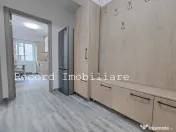 Apartament 42 mp in bloc nou,et.1, loc parcare in Floresti