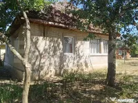 Casa 2 camere, teren 2200 mp, Homorodu de Mijloc