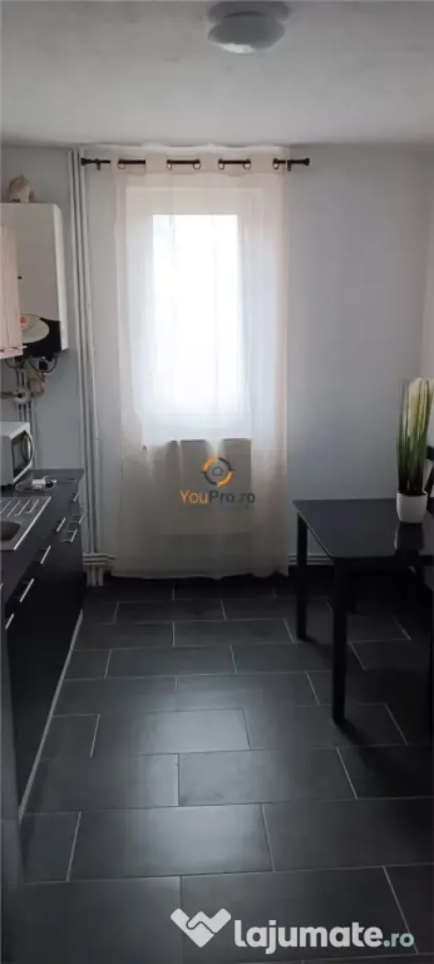 Decomandat 2 Camere Etaj 1 Balcescu/Elisabetin - Timisoara (Timis)