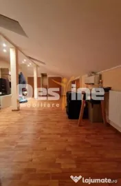 ???? Casă individuală + garaj 