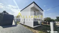Casa individuala, strada asfaltata | 4 camere | 100 mp utili | Teren