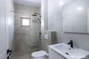 COMISION 0 % | CASA PREMIUM | 5 CAMERE | FINISATA LA CHEI...