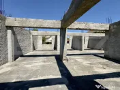 Casa în constructie 