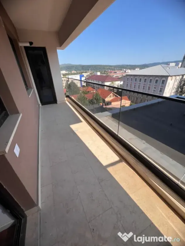 Apartament cu 2 camere de inchiriat calea lui traian centru nou loc parcare
