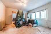 Apartament cu 2 camere semifinisat la etajul 1 in Micalac... 
