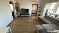 Inchiriez apartament 3 camere central, langa Universitate