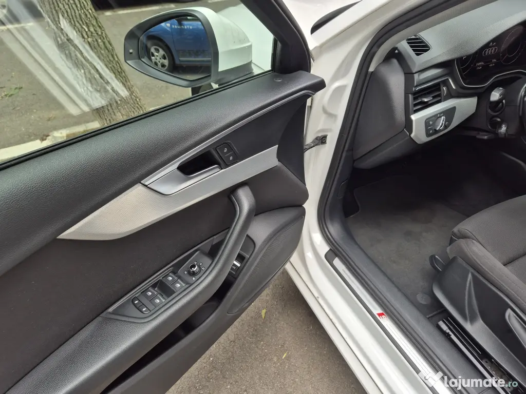 Audi A4 - 40 TFSI S-line