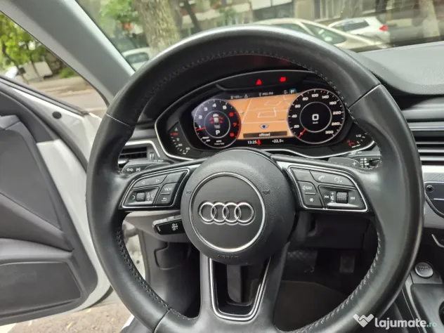 Audi A4 - 40 TFSI S-line