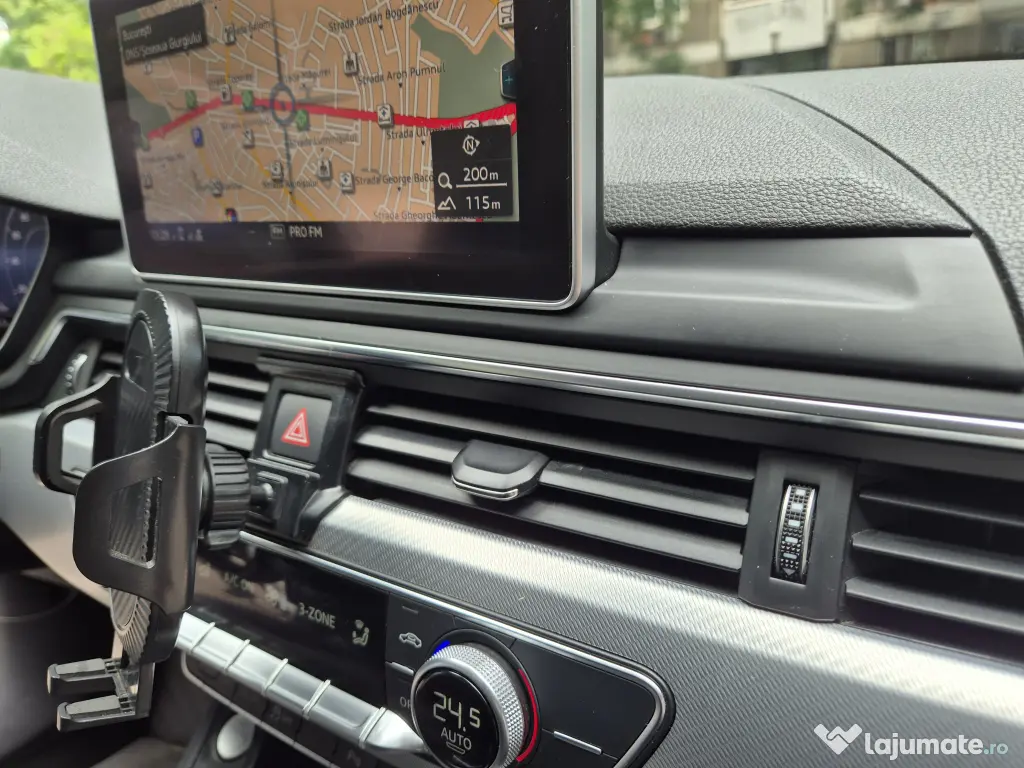 Audi A4 - 40 TFSI S-line