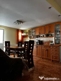 Apartament cu 3 camere de închiriat – zona Șagului, Strada Iris