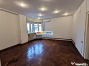 Apartament 3 camere, decomandat, boxa I Occidentului 