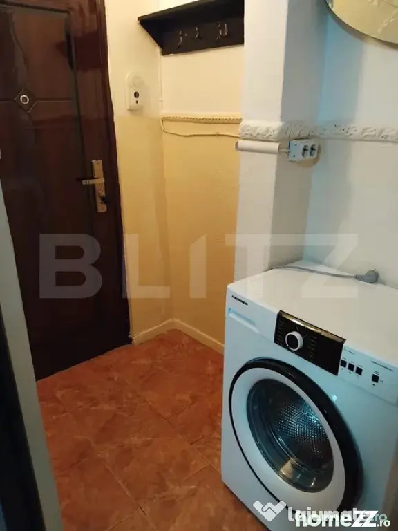 Vanzare Garsoniera, semidecomandat, 20 m², Micro 19 - Galati (Galati)