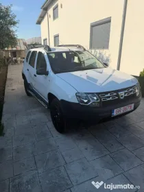 De vânzare Dacia duster benzină 1.6 km an 2015