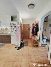 Apartament 4 camere bd Decebal adiacent 