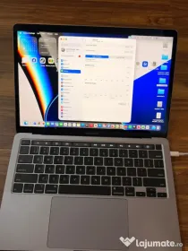 MacBook Pro 13-inch, model 2020 Touch Bar i7