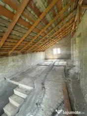 Casă P+M de vânzare în Lazuri | 7 km de Târgoviște 
