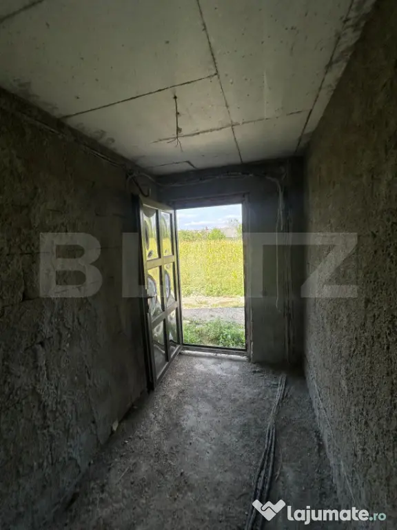 Casă P+M de vânzare în Lazuri | 7 km de Târgoviște - Lazuri (Dambovita)