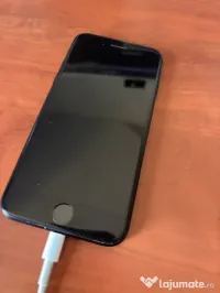 iPhone SE 2020 (SE 2), 64GB stare foarte bună, cu accesorii