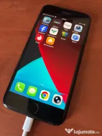 Iphone se 2020 (se 2), 64gb stare foarte bună, cu accesorii