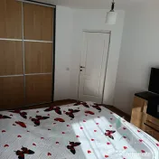 Apartament 3 camere de vanzare , zona Sesul de Sus , Florest 