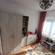 Apartament 3 camere de vanzare , zona Sesul de Sus , Florest 