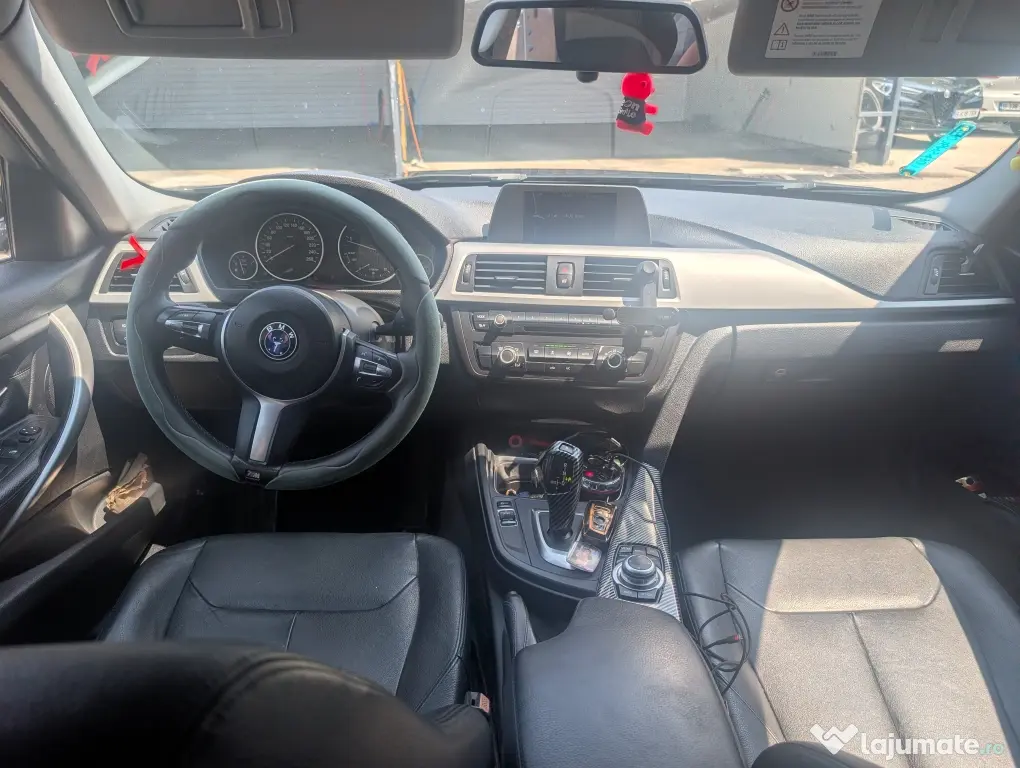 Vând/Schimb BMW F30