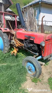 Tractor de vânzare