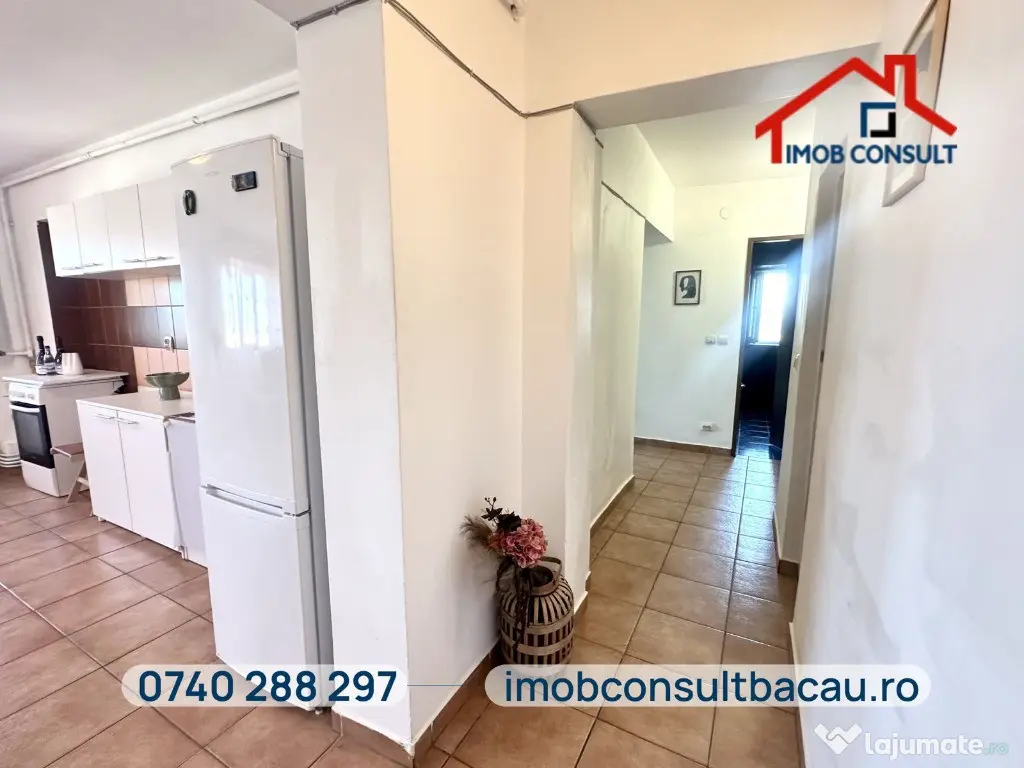 APARTAMENT 3 CAMERE DE VÂNZARE | Zona Insula de Agrement |CE1776 - Bacau (Bacau)
